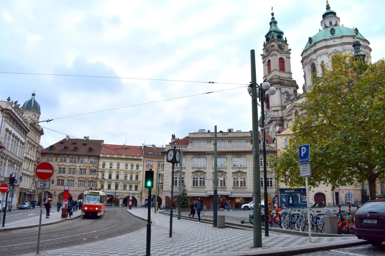 Apartment Lesser Town! Prag Exterior foto
