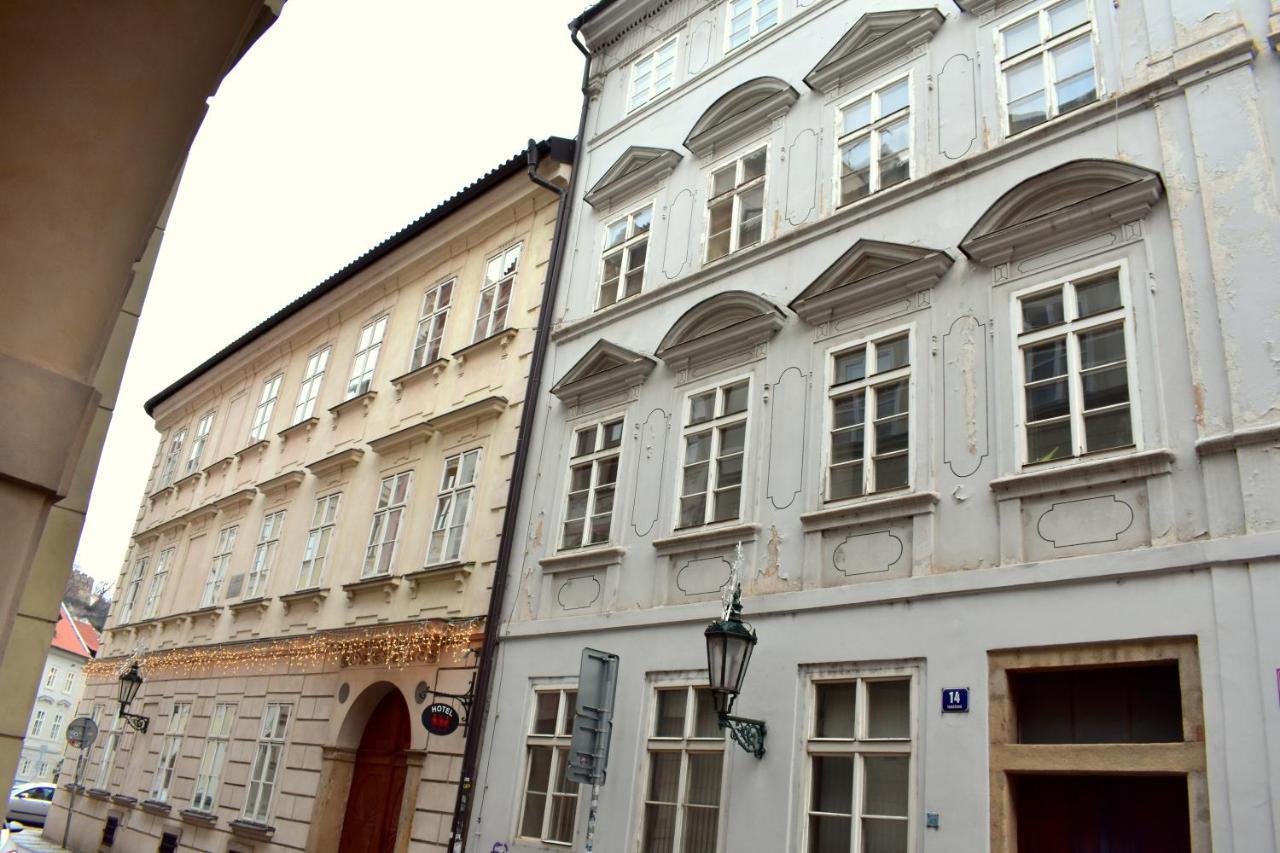 Apartment Lesser Town! Prag Exterior foto
